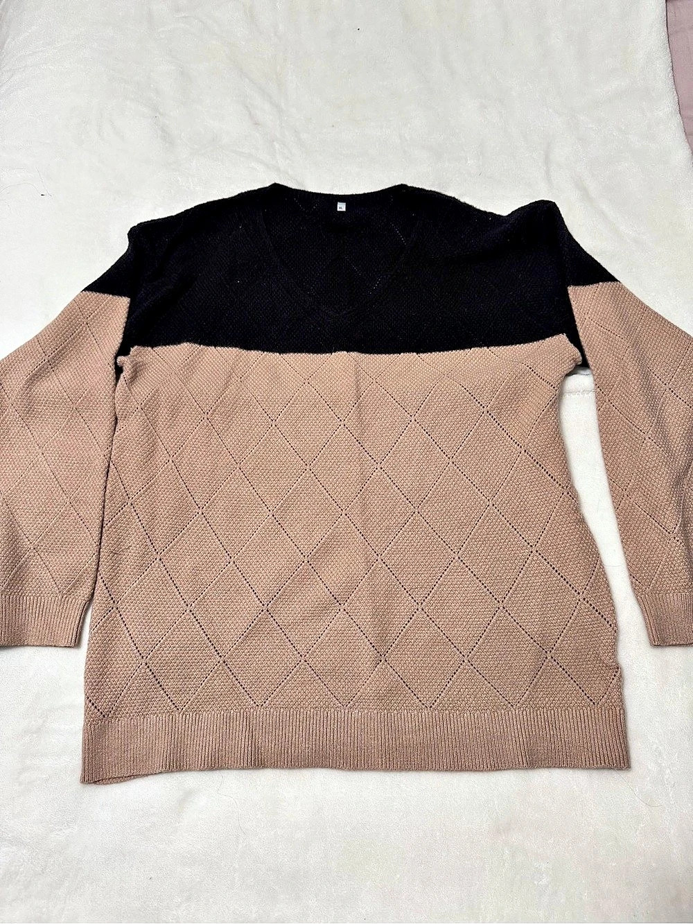 Color Block Geometric Sweater in Black & Tan. Size XL
